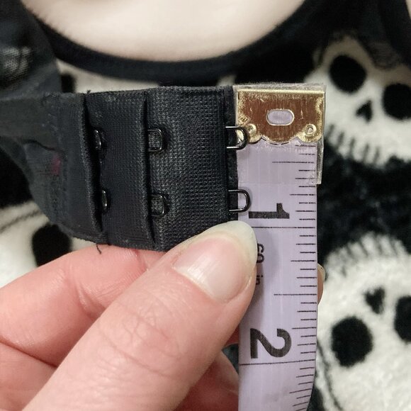 LA SENZA 34DD Black and nude pink floral lace underwire bra w/ clear rhinestones - Picture 9 of 13